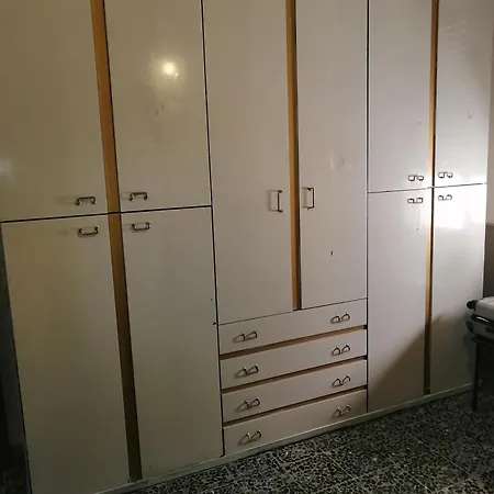 Albenga Liguria Con 2 Terrazzi E Giardino 8 Posti Letto * Lusignano